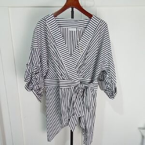 New York & Company Black and White Striped Balloon Slr Blouse